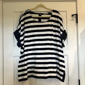 Soft Surroundings Navy and white striped short sleeve shirt 3x like new